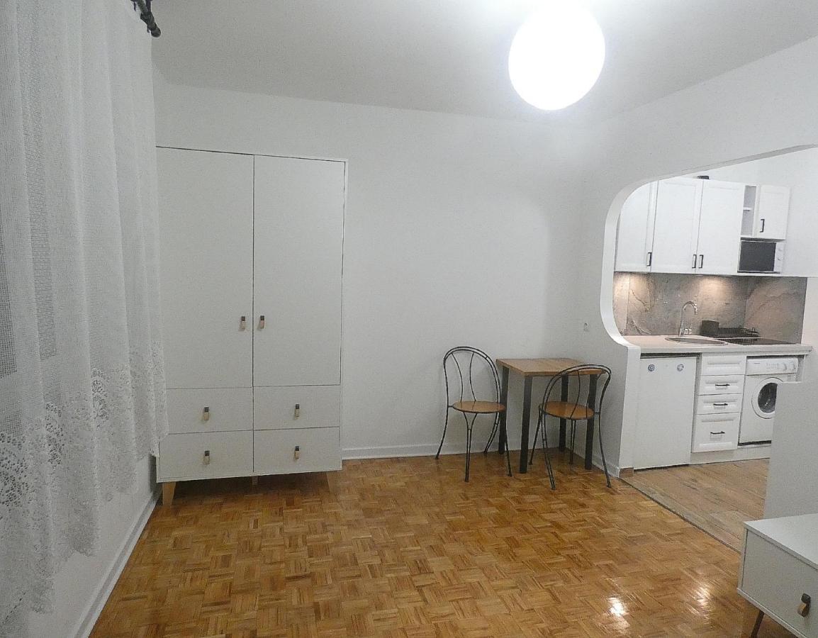 Ator Apartament วอร์ซอ ภายนอก รูปภาพ